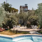 شقة Mit Garten Und Schwimmbad In Den Huegeln Der Marken- By Interhome بيزارو