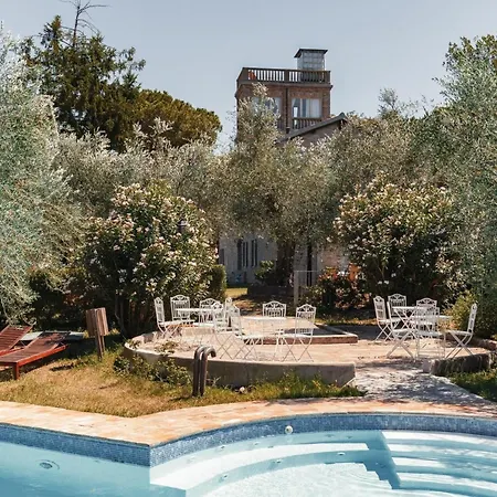 Apartment Mit Garten Und Schwimmbad In Den Huegeln Der By Interhome Pesaro