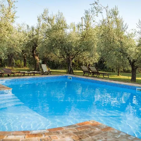Mit Garten Und Schwimmbad In Den Huegeln Der By Interhome